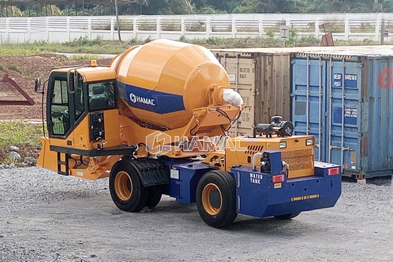 Daswell-Self-Loading-Mixer-Truck